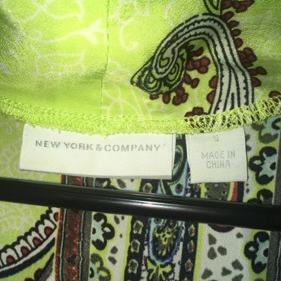 New York & Company Paisley Tanktop - Picture 2 of 2